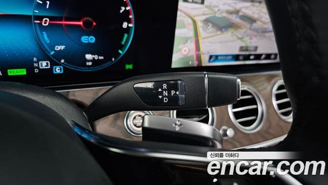 Mercedes-Benz E-Class 2023 — Фото 8/20
