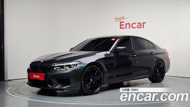 BMW M5 2018 — Фото 1/20