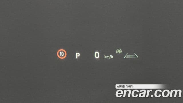Toyota Alphard 2024 — Photo 23/40