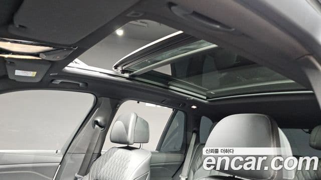BMW X5 2023 — Photo 18/34