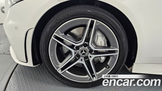 Mercedes-Benz CLS-Class 2019 — Фото 5/20