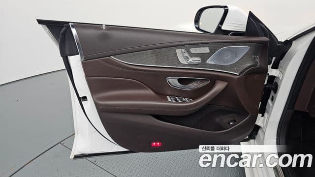 Mercedes-Benz CLS-Class 2019 — Photo 5/34