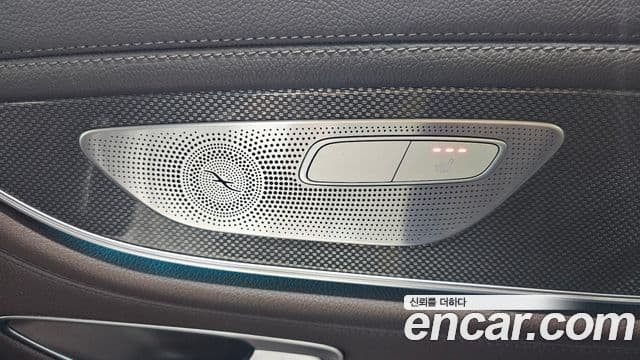Mercedes-Benz CLS-Class 2019 — Photo 6/34