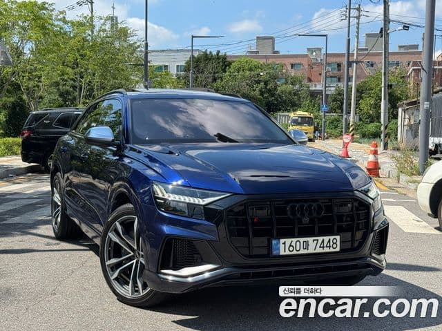 Audi SQ8 2021 — Photo 3/20