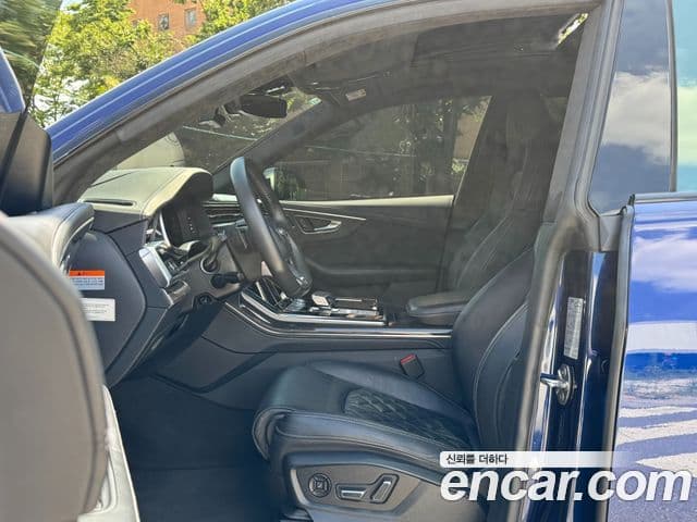 Audi SQ8 2021 — Photo 5/20