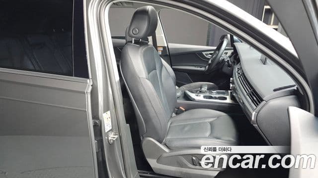 Audi Q7 2019 — Şəkil 3/30