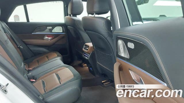 Mercedes-Benz GLE-Class 2025 — Фото 9/17