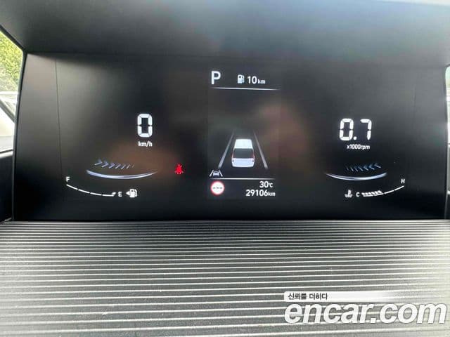 Hyundai Staria 2025 — Фото 7/18