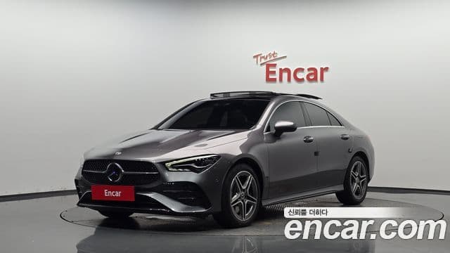 Mercedes-Benz CLA-Class 2024 — Фото 1/20