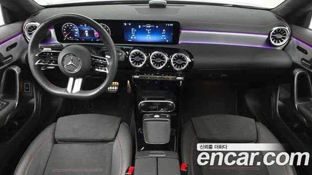 Mercedes-Benz CLA-Class 2024 — Фото 7/20