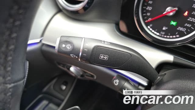 Mercedes-Benz E-Class 2018 — ფოტო 22/30