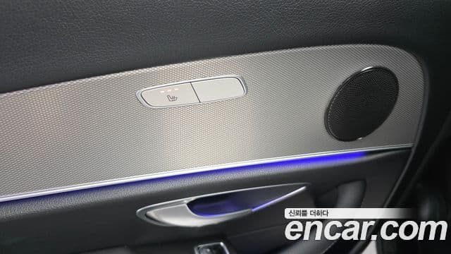 Mercedes-Benz E-Class 2018 — ფოტო 18/30