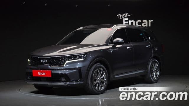 Kia Sorento 2023 — Фото 1/20