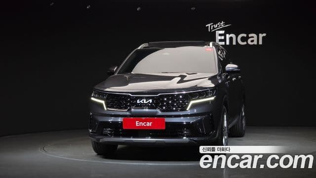 Kia Sorento 2023 — Фото 3/20