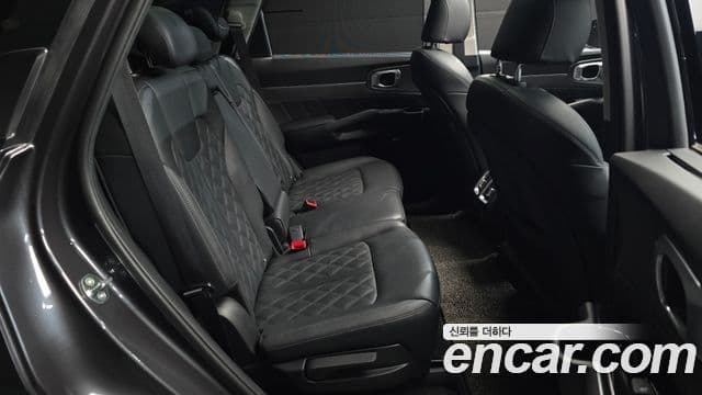 Kia Sorento 2023 — Фото 11/20
