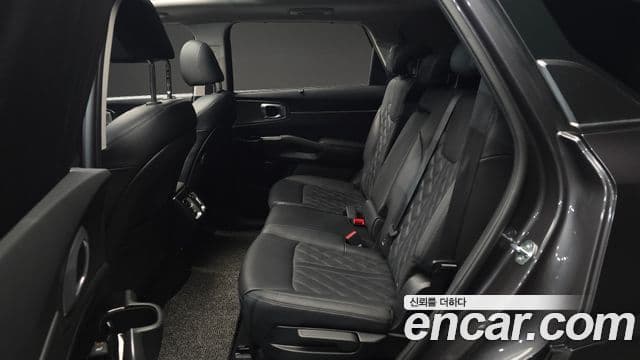 Kia Sorento 2023 — Фото 12/20