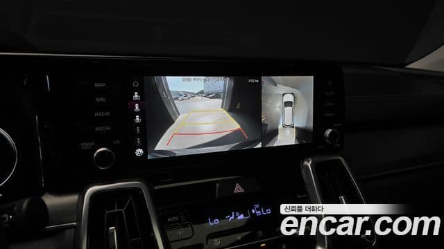 Kia Sorento 2023 — Фото 15/20