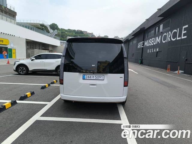 Hyundai Staria 2025 — Фото 4/14