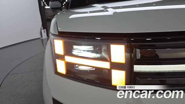 Hyundai Santa Fe 2025 — Şəkil 20/33