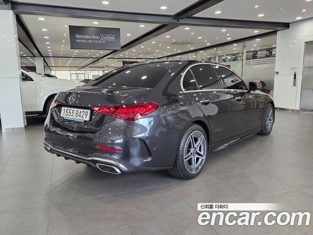 Mercedes-Benz C-Class 2025 — Фото 3/15