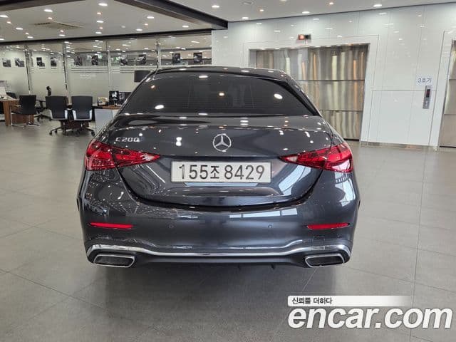 Mercedes-Benz C-Class 2025 — Фото 4/15