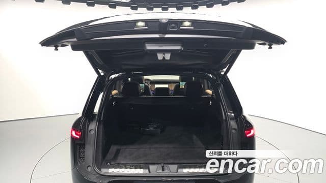Land Rover Range Rover Sport 2024 — Photo 10/20