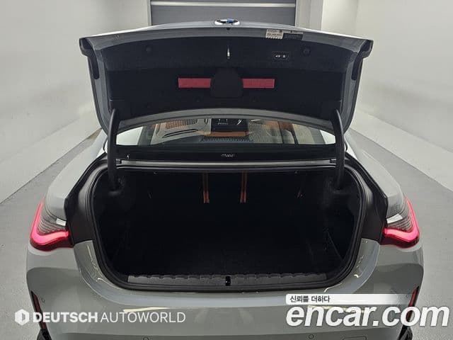 BMW M4 2021 — Photo 5/20