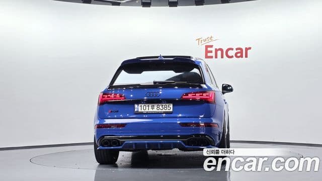 Audi SQ5 2023 — Photo 13/34