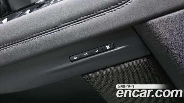 Land Rover Range Rover Evoque 2020 — Фото 18/20