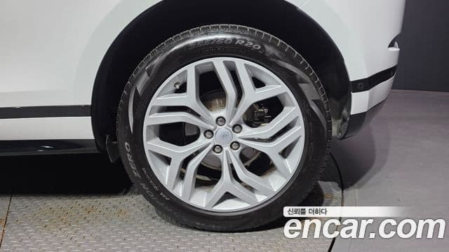Land Rover Range Rover Evoque 2020 — Şəkil 31/34
