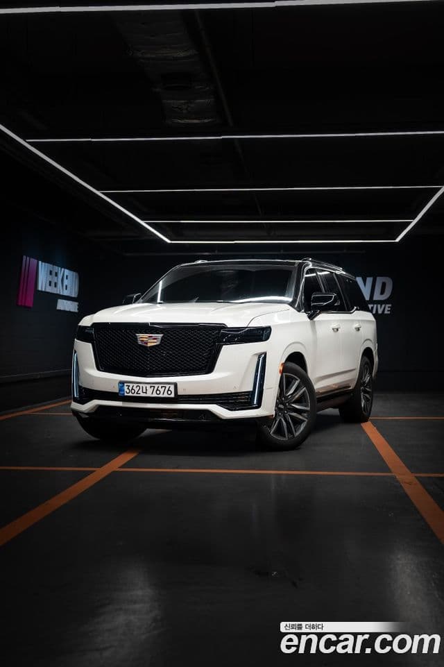 Cadillac Escalade 2021 — Фото 11/11