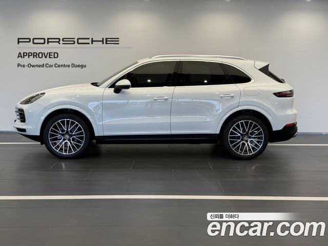 Porsche Cayenne 2019 — Photo 8/20