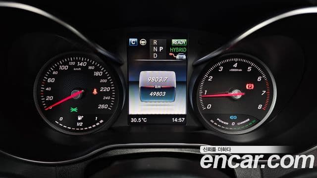 Mercedes-Benz GLC-Class 2018 — Фото 8/20