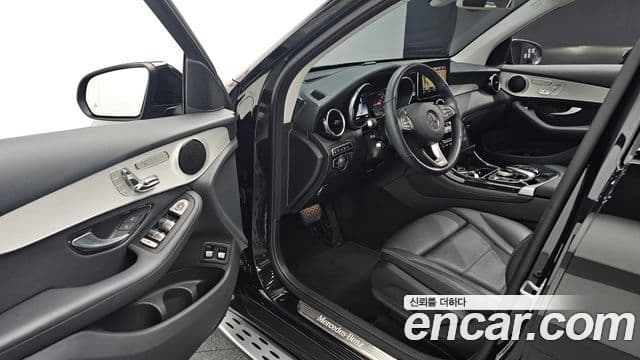 Mercedes-Benz GLC-Class 2018 — Фото 11/20