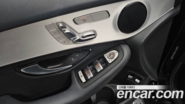 Mercedes-Benz GLC-Class 2018 — Фото 16/20
