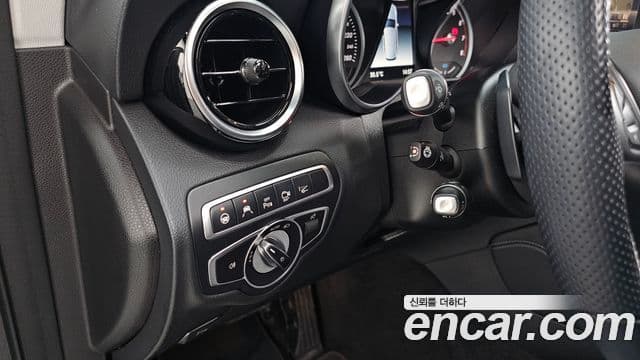 Mercedes-Benz GLC-Class 2018 — Фото 17/20