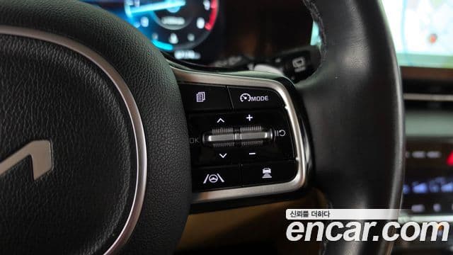 Kia Carnival 2022 — Фото 16/20