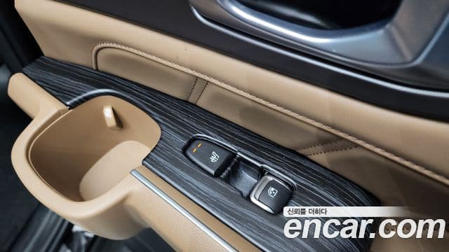 Kia Sorento 2024 — Фото 16/20