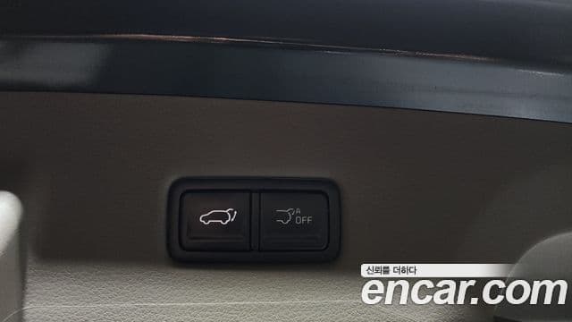 Kia Carnival 2024 — Фото 19/20