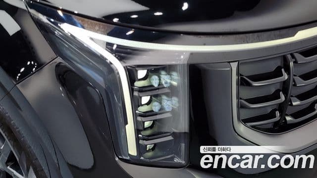 Kia Carnival 2024 — Photo 18/35