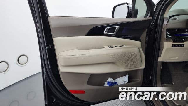 Kia Carnival 2024 — Photo 35/35