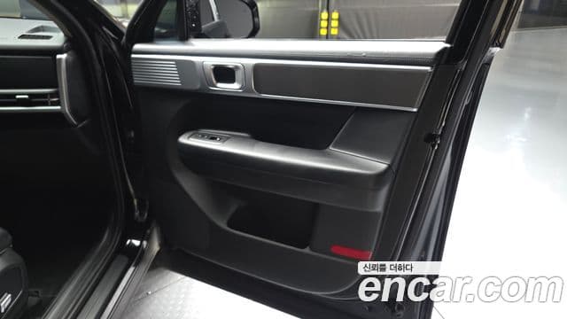 Hyundai Santa Fe 2023 — Şəkil 24/32