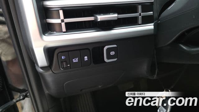 Hyundai Santa Fe 2023 — Şəkil 21/32