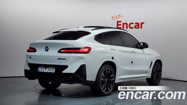 BMW X4 2025 — Photo 1/20