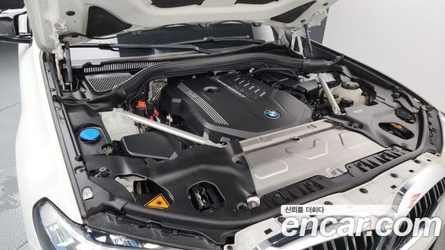 BMW X4 2025 — Photo 2/20