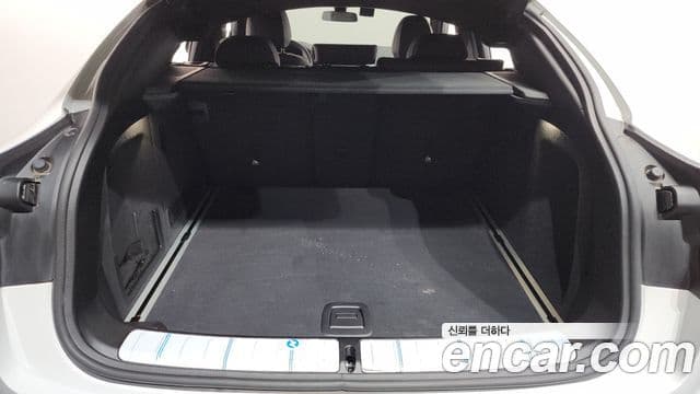 BMW X4 2025 — Photo 8/20