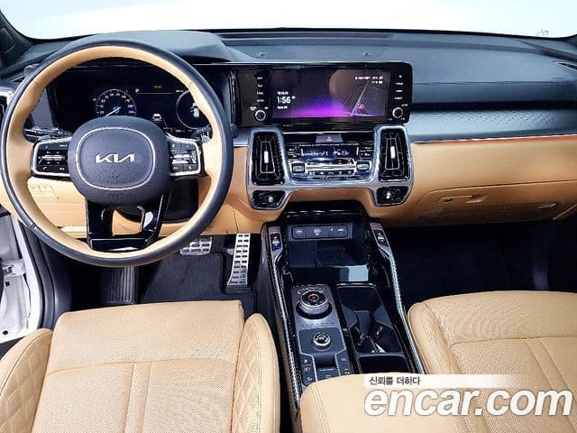 Kia Sorento 2023 — Фото 7/20
