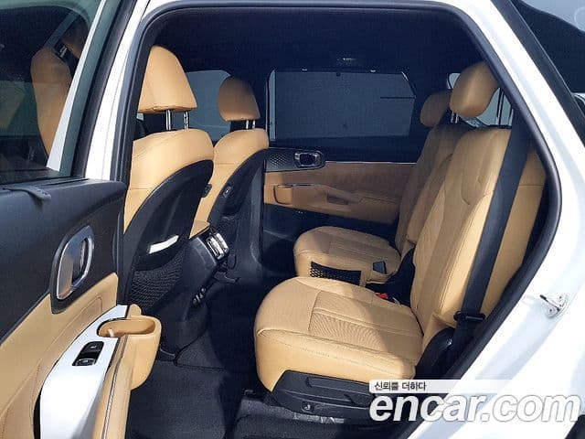 Kia Sorento 2023 — Фото 10/20