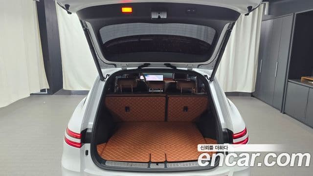 Genesis GV70 2025 — Photo 11/32