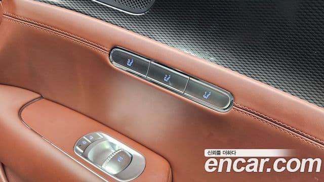 Genesis G90 2022 — ფოტო 23/31